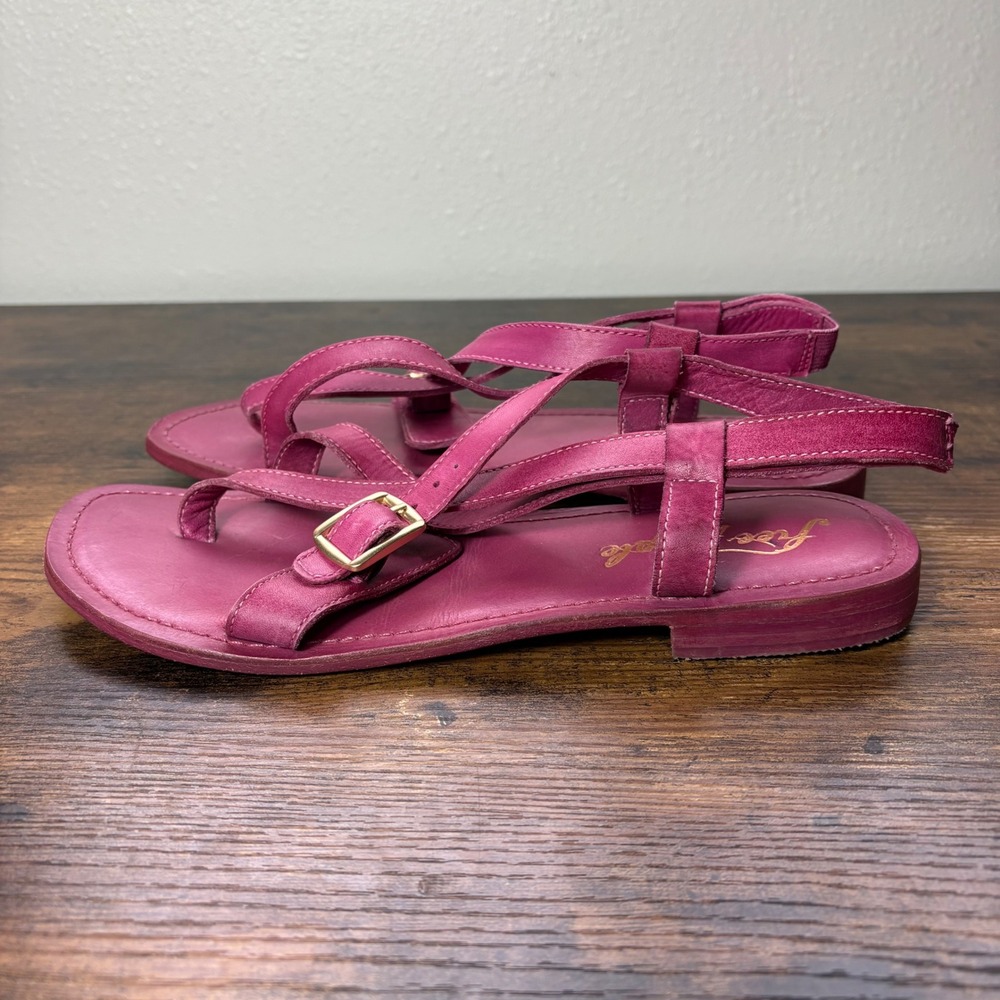 Free People Magenta Pink Leather Strappy Gladiator Sandals Toe Loop Buckle 40